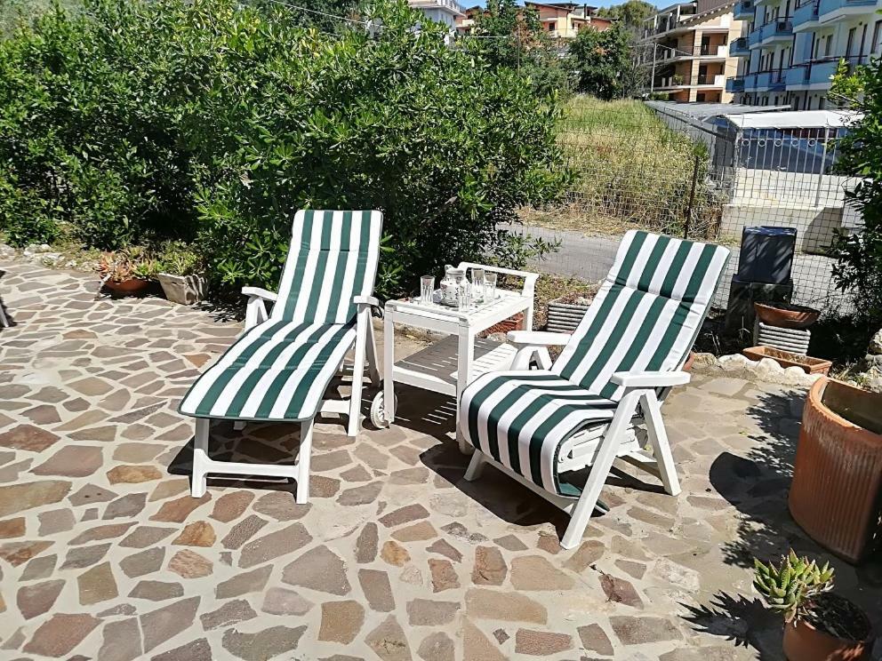 Villa Ariosa Vasto Esterno foto
