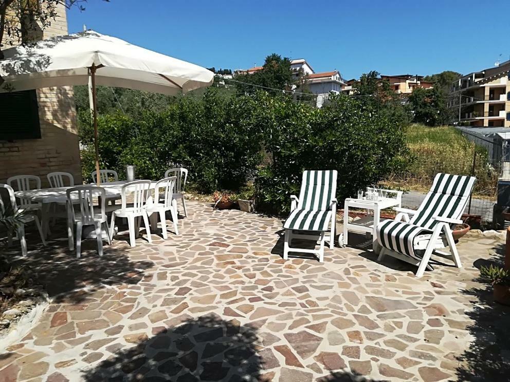 Villa Ariosa Vasto Esterno foto